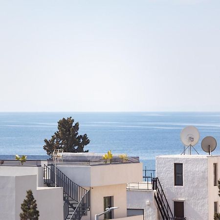 Luxurious 3-Bedroom Seaside Retreat Fully Renovated In 2025 Athens Luaran gambar